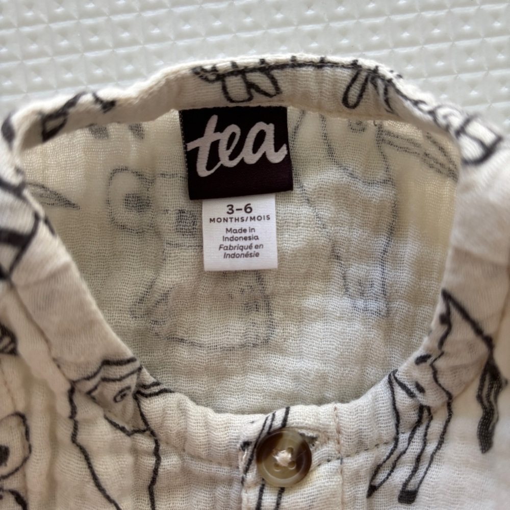 Tea Collection Sleeveless Rompers - Picture 3 of 4
